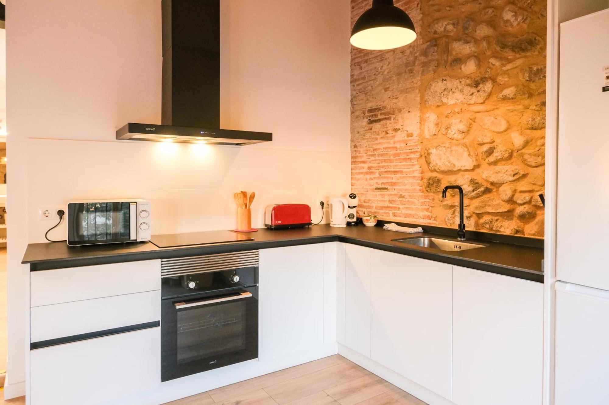 Ganganell Atic Apartamento Con Terraza En Besalú Eksteriør billede