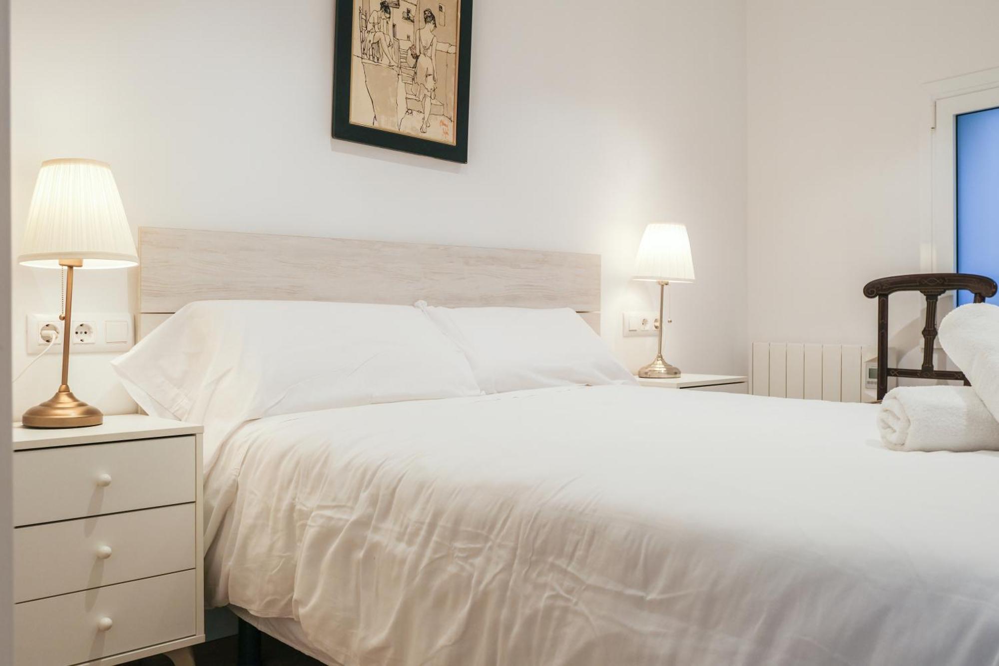 Ganganell Atic Apartamento Con Terraza En Besalú Eksteriør billede